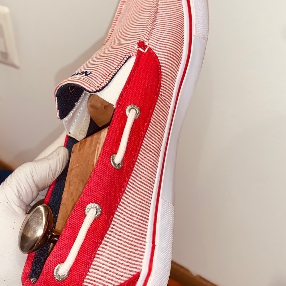 Nautica Premium Skipper Boat Shoes. - Picture 7 of 10